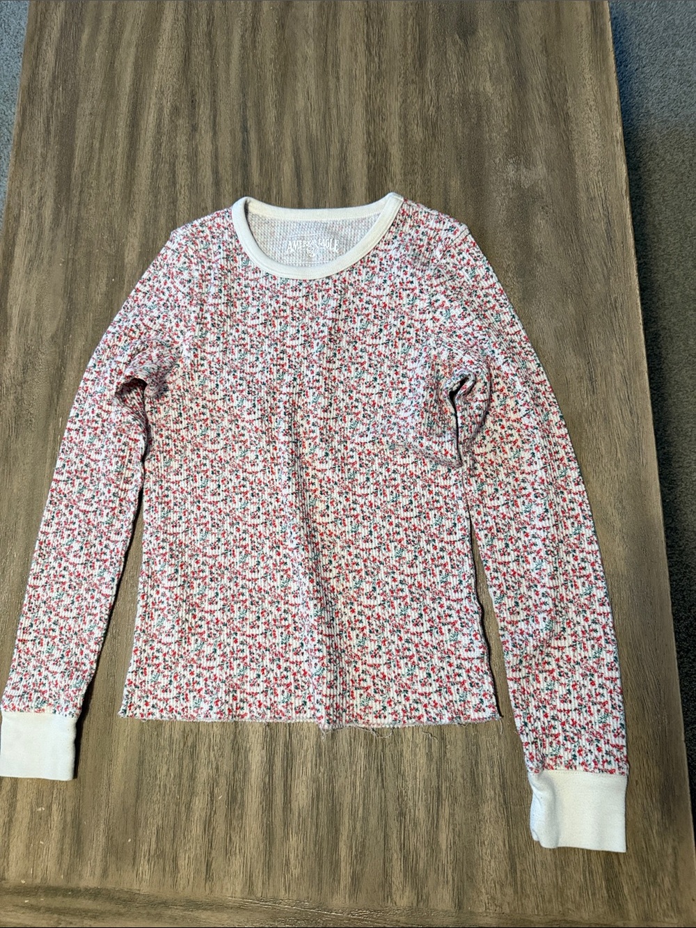 American Eagle Long Sleeve Floral Thermal Top - White & Pink Small